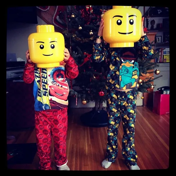 Merry Christmas from my Lego heads!