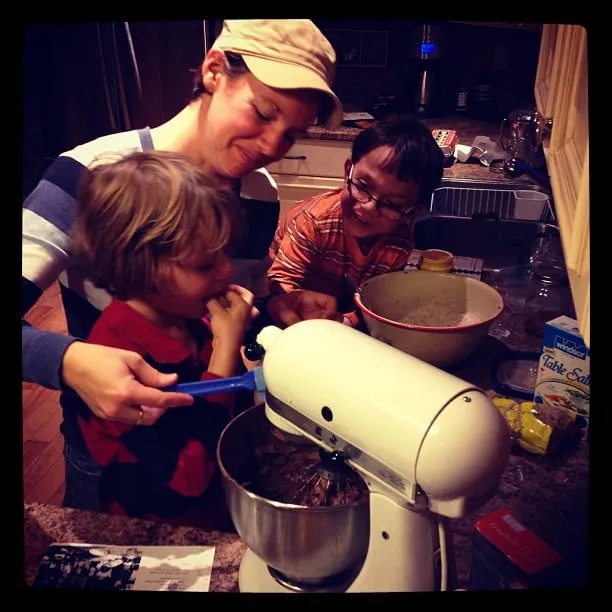 Little Bakers...with a GREAT Mommy :-)