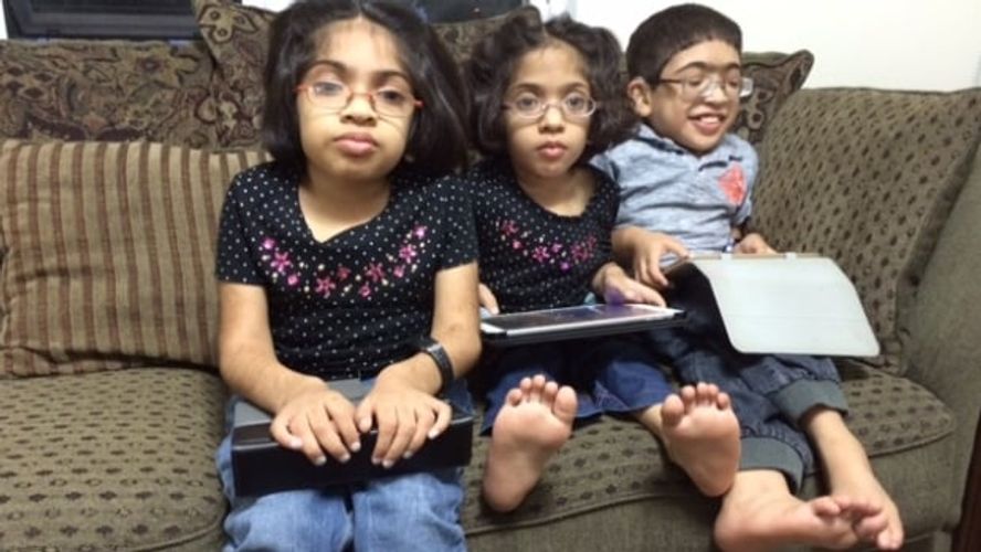 小児科 Controversy 6-year-old diagnosed with Kawasaki disease after mother